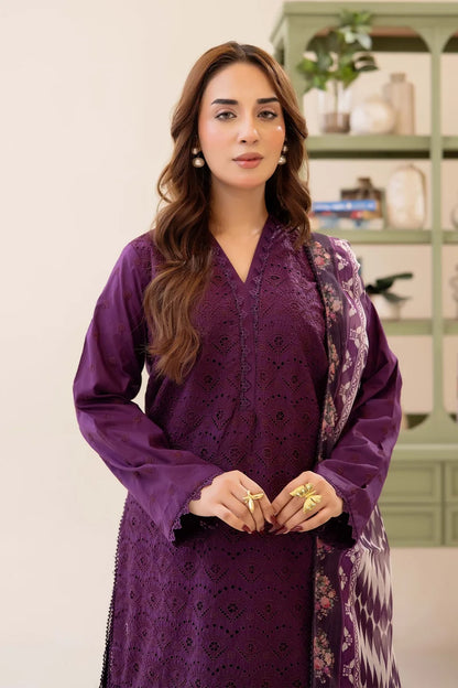 Three-Piece Stitched Embroidered Chickenkari Lawn – AD03